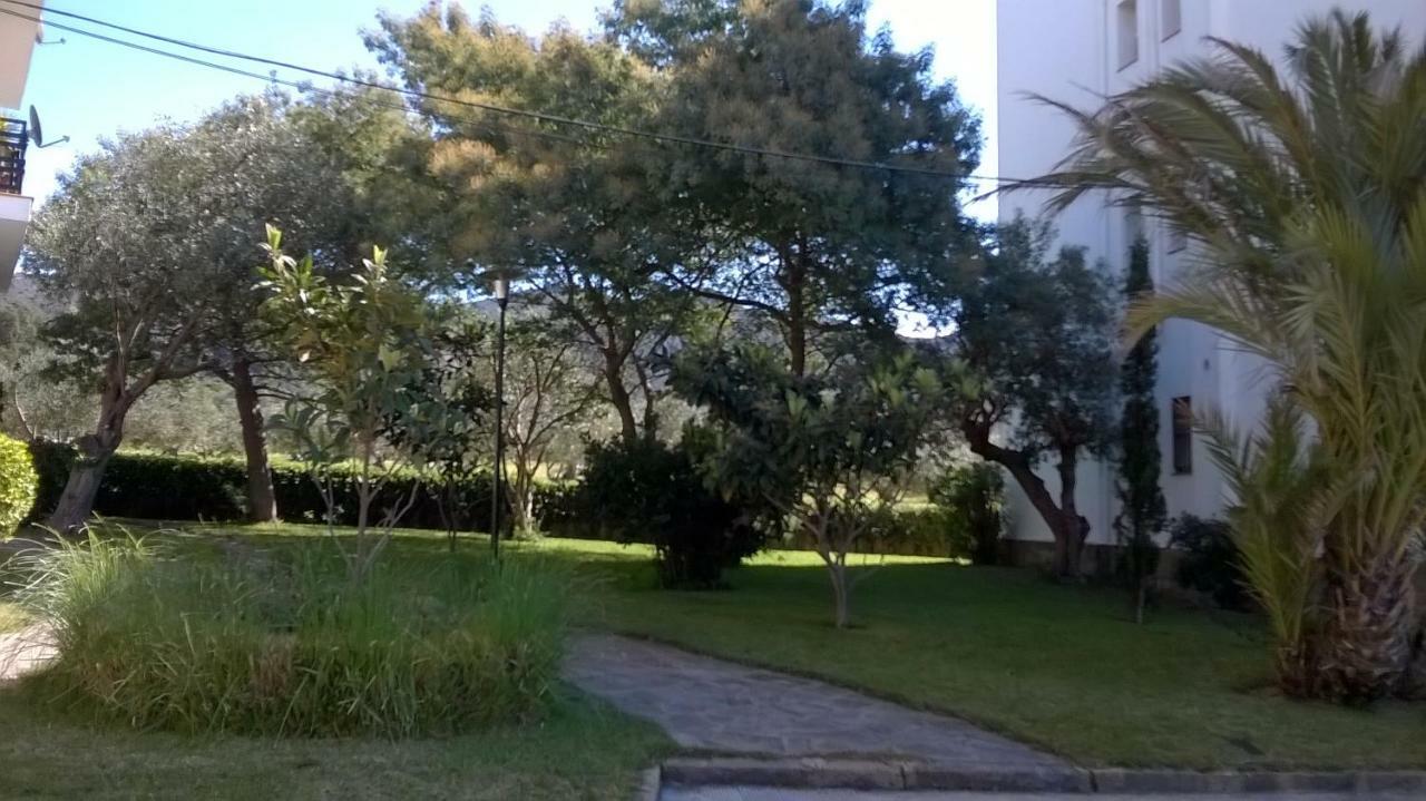 Appartement A Mas Oliva Росес Екстериор снимка